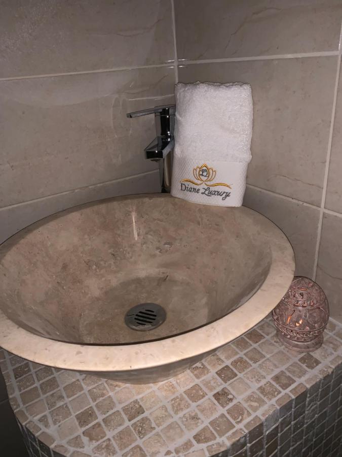 Motel para Casais Diane Luxury 1 3*
